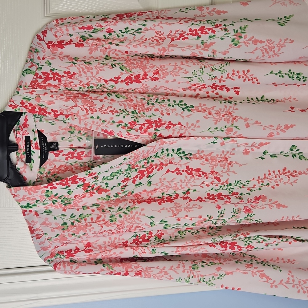 Investments 3/4 Sleeve Button Front V-neck Top: Pink W/Floral:Size- 1X - Picture 1 of 14